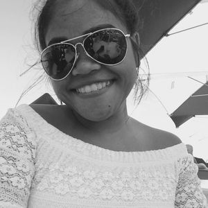 Meet your Posher, Gloria